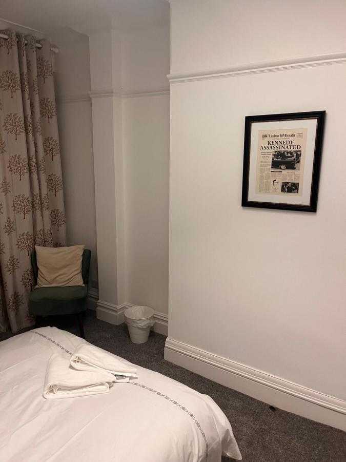 Luxury Cosy Retreat Apt London Exterior photo
